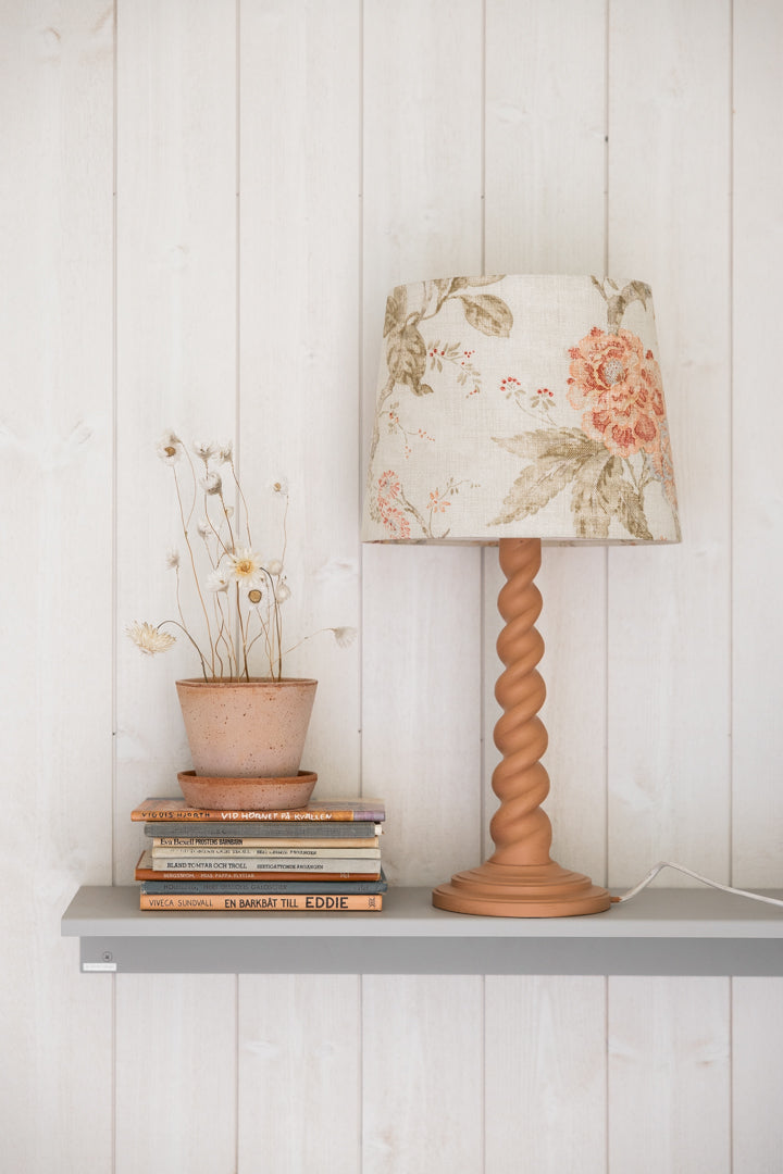 Alice D27 oval Flower beige - Bordslampskärm
